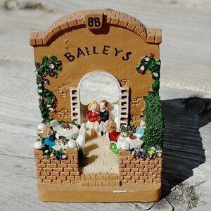 2001 Limited Edition Baileys Corner Cafe Series Windsor
